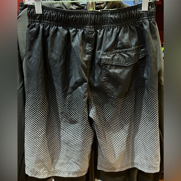 Swim Trunks Board Shorts Boys Cat & Jack Sz XL 16 Black Gray Green - Picture 5 of 10